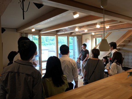 3185447C-1515-49B9-A80B-2D7E840C2FE4