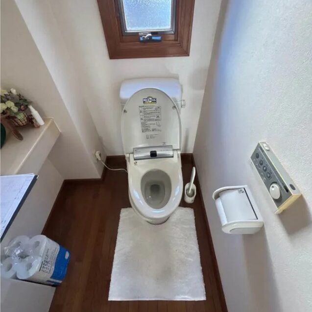 外壁改修＋トイレ交換＋子ども部屋増設リフォームの施工事例
