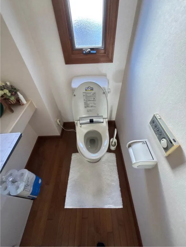外壁改修＋トイレ交換＋子ども部屋増設リフォームの施工事例