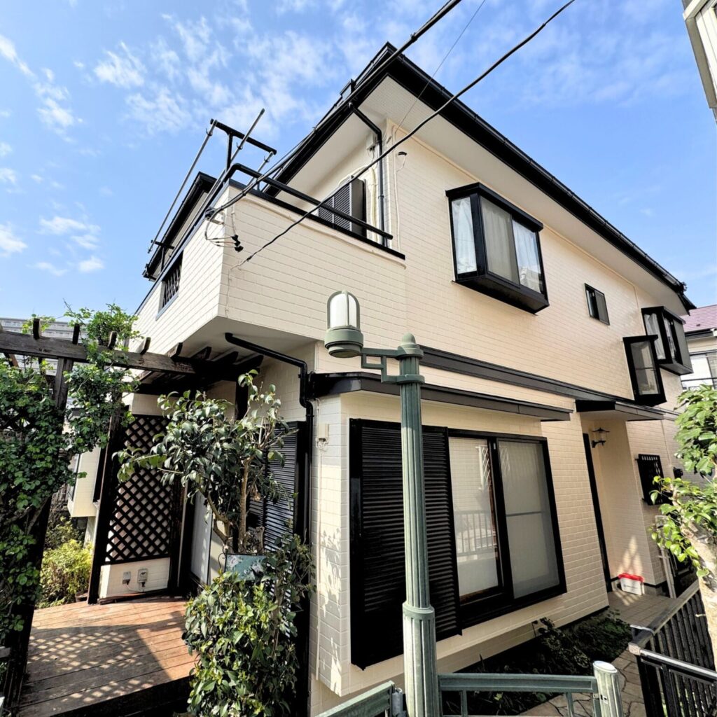 高台ならでは劣化を補修した外壁・屋根のリフォーム事例
